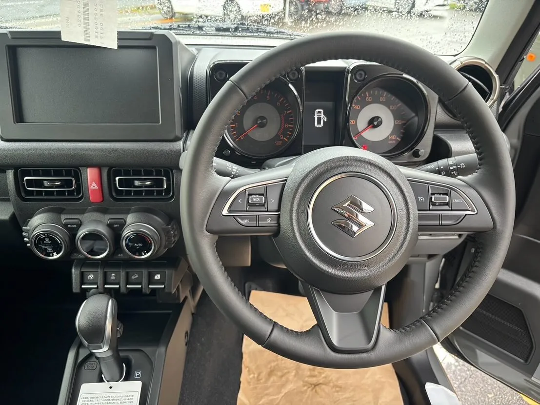 新車　ジムニー